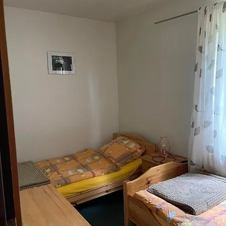 Zurawia Laka ロッジ ビトゥフ